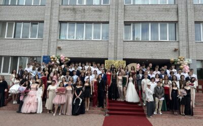 Випускний 11-х класів 2025 року